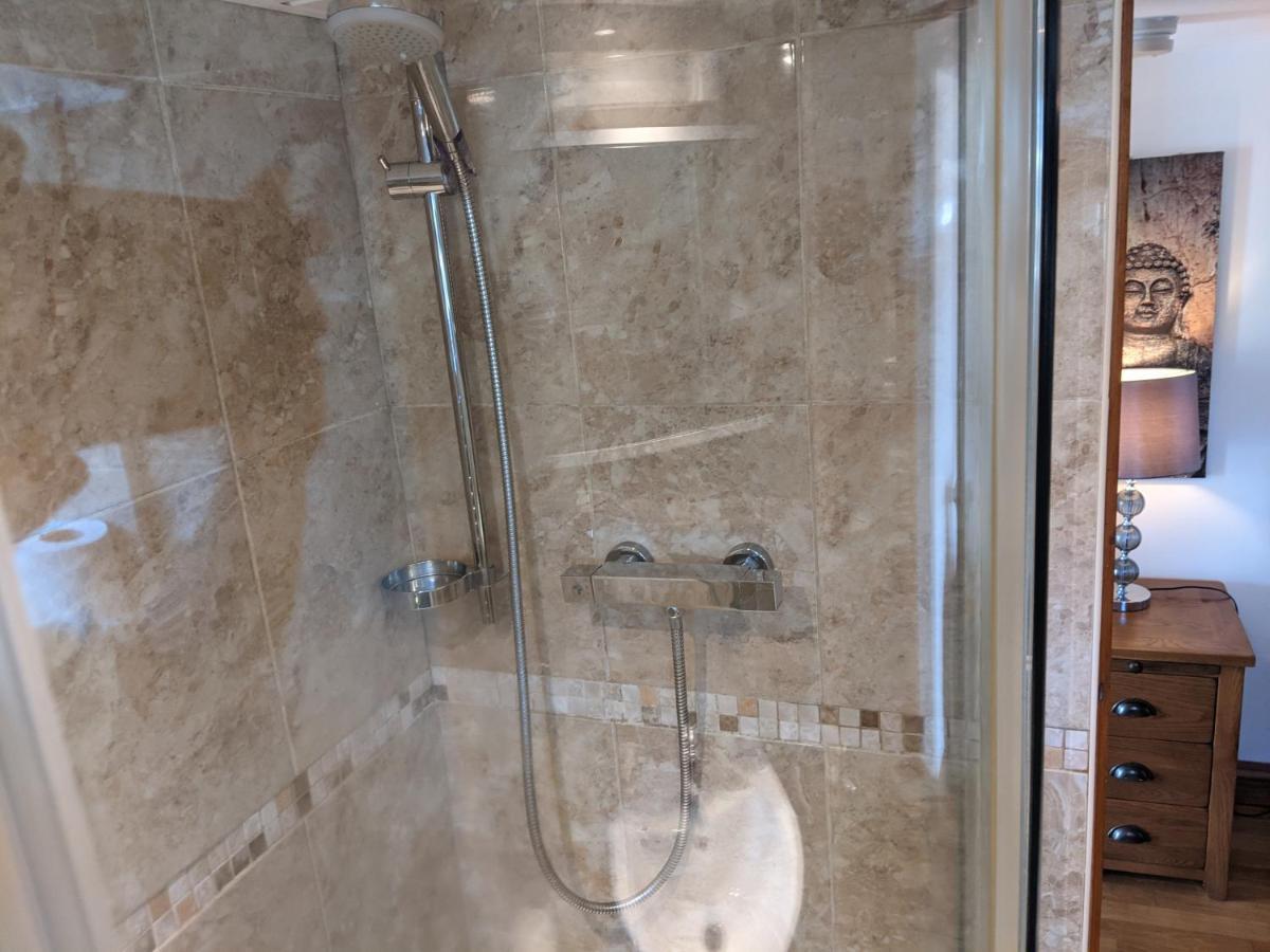 Whitby House Retreat Sleeps 12 Apartment Sleights Ngoại thất bức ảnh