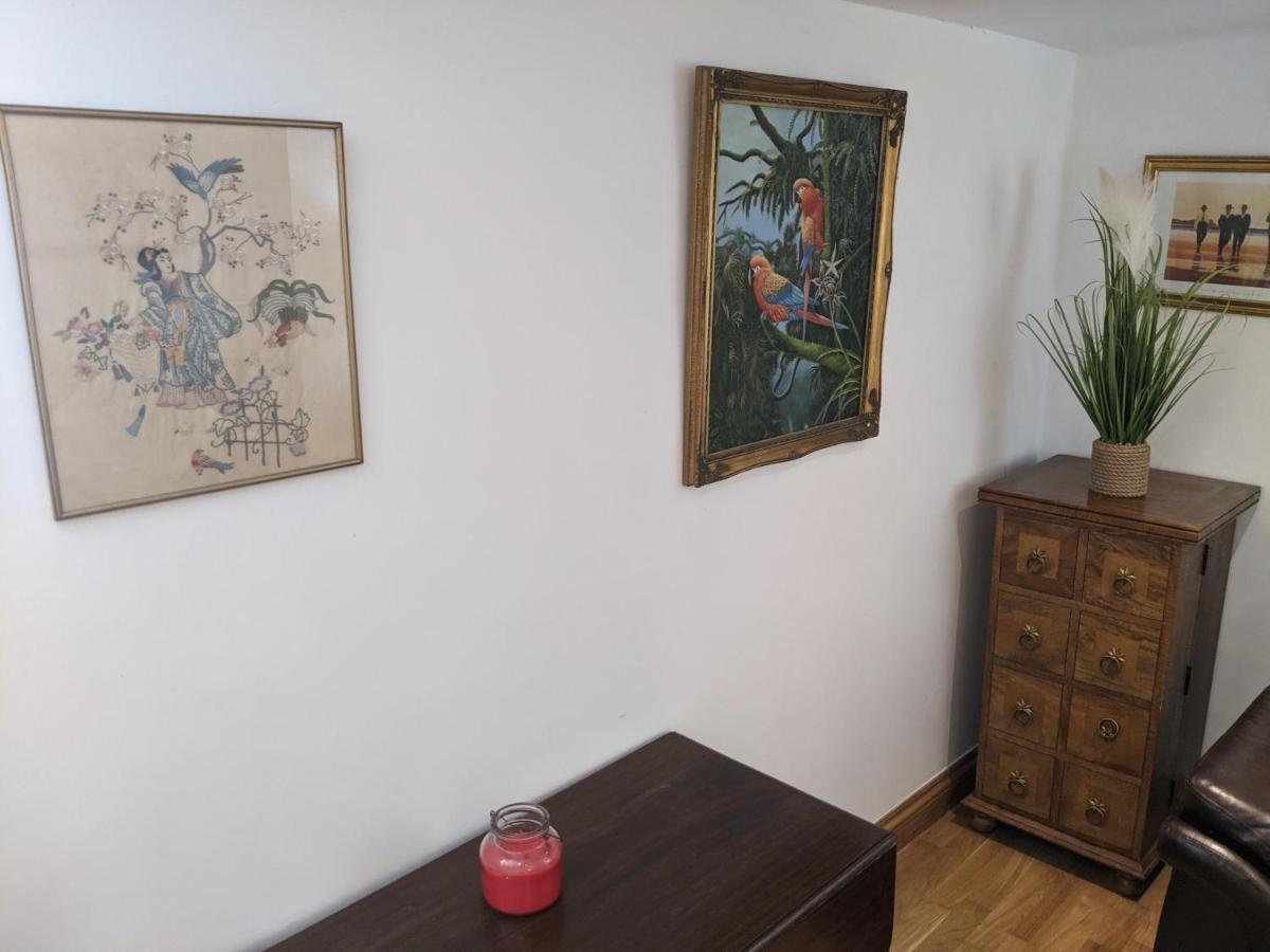 Whitby House Retreat Sleeps 12 Apartment Sleights Ngoại thất bức ảnh