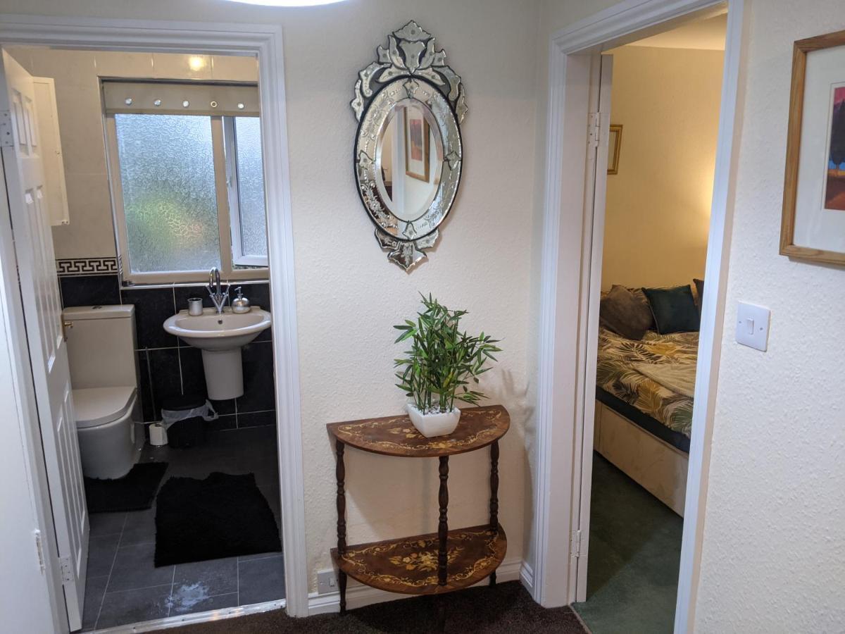 Whitby House Retreat Sleeps 12 Apartment Sleights Ngoại thất bức ảnh