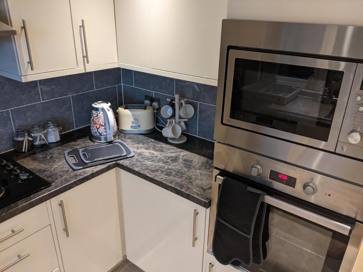 Whitby House Retreat Sleeps 12 Apartment Sleights Ngoại thất bức ảnh